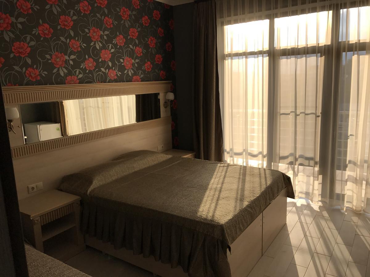 Hotel Danelyan Πιτσούντα Εξωτερικό φωτογραφία